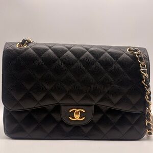 Chanel Caviar Quilted Jumbo Double Flap Black